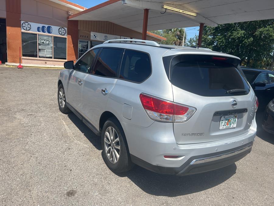 2015 Nissan Pathfinder 2WD 4dr S *Ltd Avail*, available for sale in Kissimmee, Florida | Central florida Auto Trader. Kissimmee, Florida 2015 Nissan Pathfinder 2WD 4dr S *Ltd Avail*, available for sale in Kissimmee, Florida | Central florida Auto Trader. Kissimmee, Florida