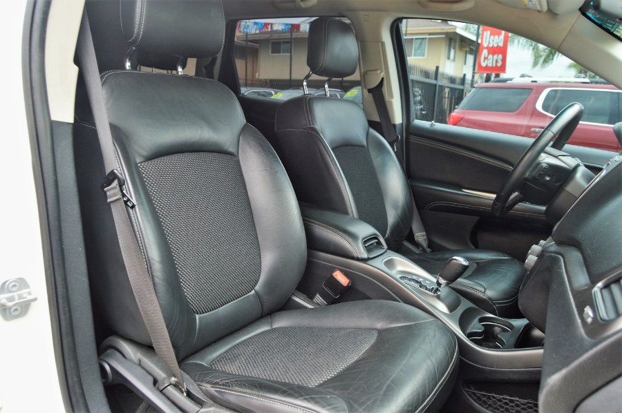 2018 Dodge Journey Crossroad FWD, available for sale in Moreno Valley, California | Fusion Motors Inc. Moreno Valley, California 2018 Dodge Journey Crossroad FWD, available for sale in Moreno Valley, California | Fusion Motors Inc. Moreno Valley, California