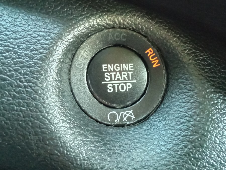 2020 Jeep Cherokee Limited 4x4, available for sale in Irvington, New Jersey | NJ Used Cars Center. Irvington, New Jersey 2020 Jeep Cherokee Limited 4x4, available for sale in Irvington, New Jersey | NJ Used Cars Center. Irvington, New Jersey