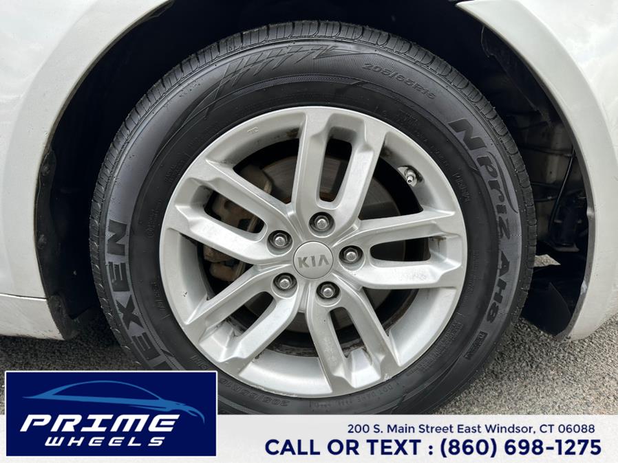 2013 Kia Optima 4dr Sdn LX, available for sale in East Windsor, Connecticut | Prime Wheels. East Windsor, Connecticut 2013 Kia Optima 4dr Sdn LX, available for sale in East Windsor, Connecticut | Prime Wheels. East Windsor, Connecticut