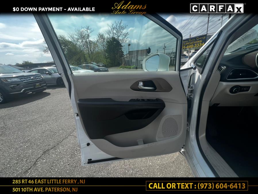 2017 Chrysler Pacifica Touring-L 4dr Wgn, available for sale in Little Ferry , New Jersey | Adams Auto Group . Little Ferry , New Jersey 2017 Chrysler Pacifica Touring-L 4dr Wgn, available for sale in Little Ferry , New Jersey | Adams Auto Group . Little Ferry , New Jersey