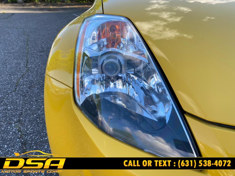 2005 Nissan 350Z 2dr Roadster Touring Manual, available for sale in Commack, New York | DSA Motor Sports Corp. Commack, New York 2005 Nissan 350Z 2dr Roadster Touring Manual, available for sale in Commack, New York | DSA Motor Sports Corp. Commack, New York