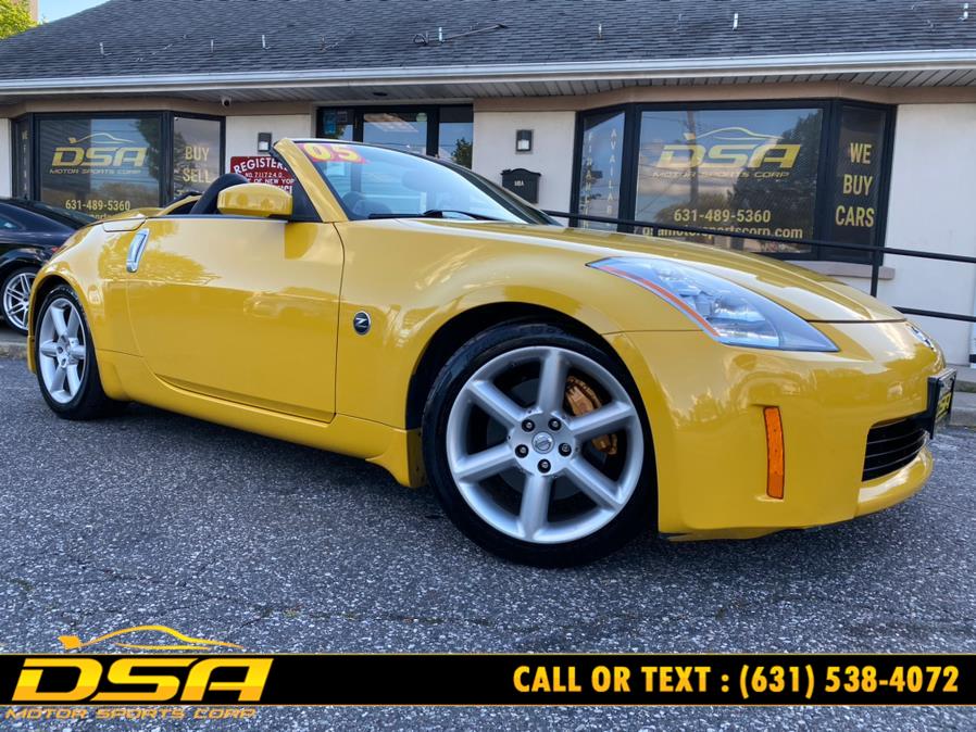 2005 Nissan 350Z 2dr Roadster Touring Manual, available for sale in Commack, New York | DSA Motor Sports Corp. Commack, New York 2005 Nissan 350Z 2dr Roadster Touring Manual, available for sale in Commack, New York | DSA Motor Sports Corp. Commack, New York