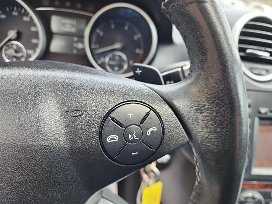 2010 Mercedes-Benz M-Class 4MATIC 4dr ML 350, available for sale in Islip, New York | L.I. Auto Gallery. Islip, New York 2010 Mercedes-Benz M-Class 4MATIC 4dr ML 350, available for sale in Islip, New York | L.I. Auto Gallery. Islip, New York