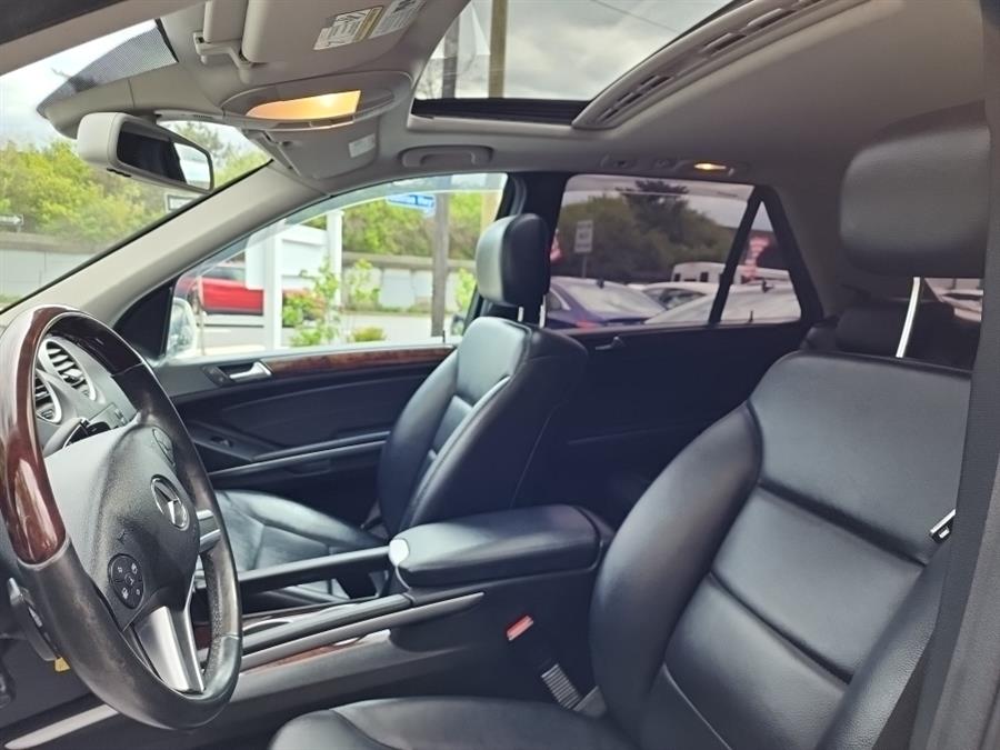 2010 Mercedes-Benz M-Class 4MATIC 4dr ML 350, available for sale in Islip, New York | L.I. Auto Gallery. Islip, New York 2010 Mercedes-Benz M-Class 4MATIC 4dr ML 350, available for sale in Islip, New York | L.I. Auto Gallery. Islip, New York