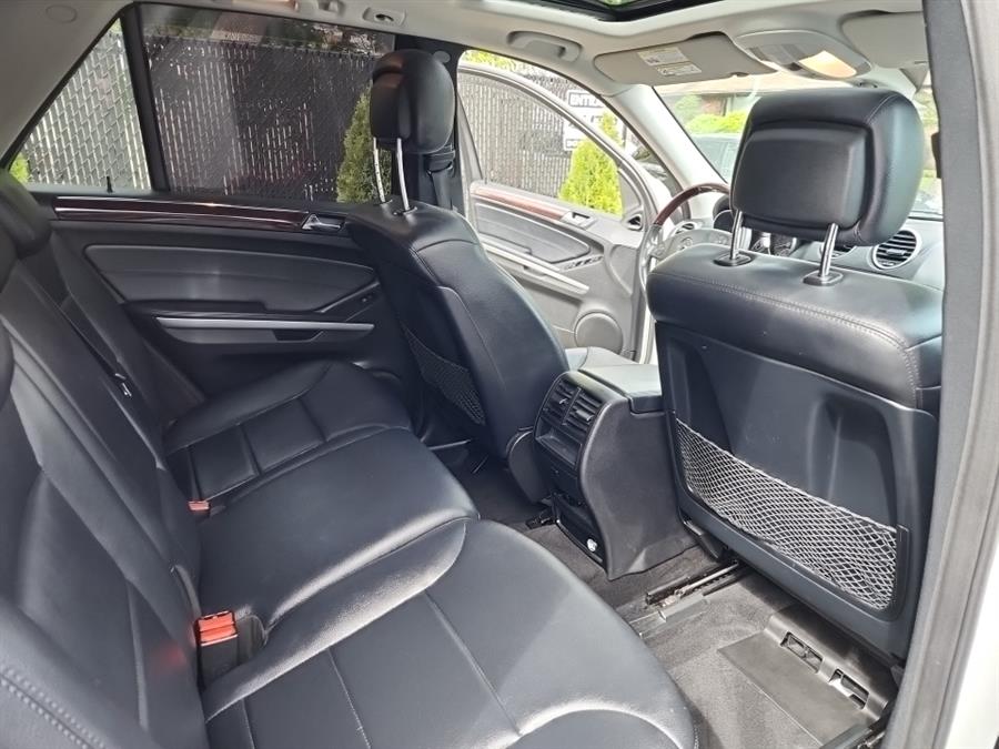 2010 Mercedes-Benz M-Class 4MATIC 4dr ML 350, available for sale in Islip, New York | L.I. Auto Gallery. Islip, New York 2010 Mercedes-Benz M-Class 4MATIC 4dr ML 350, available for sale in Islip, New York | L.I. Auto Gallery. Islip, New York