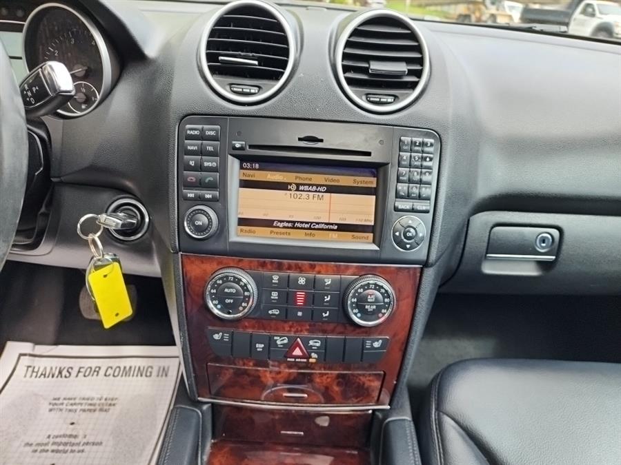2010 Mercedes-Benz M-Class 4MATIC 4dr ML 350, available for sale in Islip, New York | L.I. Auto Gallery. Islip, New York 2010 Mercedes-Benz M-Class 4MATIC 4dr ML 350, available for sale in Islip, New York | L.I. Auto Gallery. Islip, New York