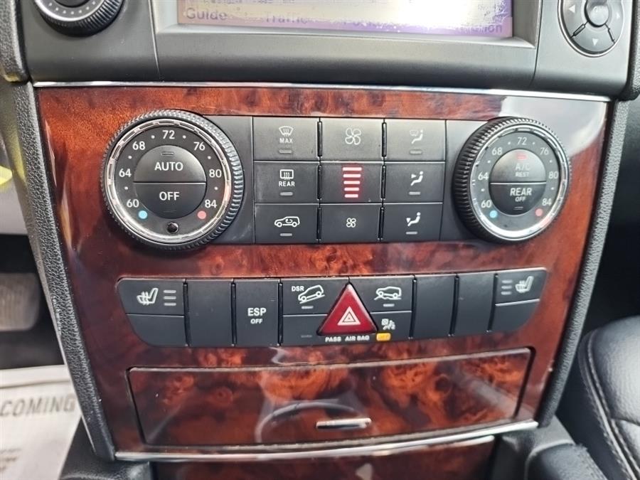 2010 Mercedes-Benz M-Class 4MATIC 4dr ML 350, available for sale in Islip, New York | L.I. Auto Gallery. Islip, New York 2010 Mercedes-Benz M-Class 4MATIC 4dr ML 350, available for sale in Islip, New York | L.I. Auto Gallery. Islip, New York