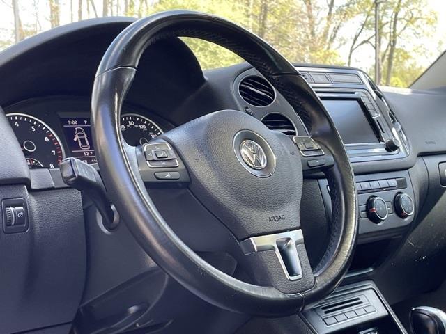 2016 Volkswagen Tiguan S, available for sale in Brookfield, Connecticut | Blasius Federal Road. Brookfield, Connecticut 2016 Volkswagen Tiguan S, available for sale in Brookfield, Connecticut | Blasius Federal Road. Brookfield, Connecticut