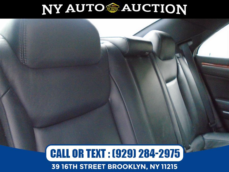 2013 Chrysler 300 4dr Sdn AWD, available for sale in Brooklyn, New York | NY Auto Auction. Brooklyn, New York 2013 Chrysler 300 4dr Sdn AWD, available for sale in Brooklyn, New York | NY Auto Auction. Brooklyn, New York