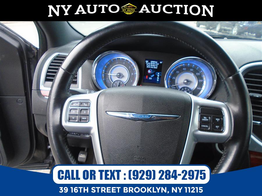 2013 Chrysler 300 4dr Sdn AWD, available for sale in Brooklyn, New York | NY Auto Auction. Brooklyn, New York 2013 Chrysler 300 4dr Sdn AWD, available for sale in Brooklyn, New York | NY Auto Auction. Brooklyn, New York