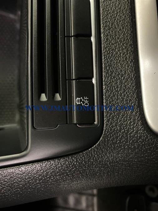 2015 Volkswagen Tiguan 4MOTION 4dr Auto S, available for sale in Naugatuck, Connecticut | J&M Automotive Sls&Svc LLC. Naugatuck, Connecticut 2015 Volkswagen Tiguan 4MOTION 4dr Auto S, available for sale in Naugatuck, Connecticut | J&M Automotive Sls&Svc LLC. Naugatuck, Connecticut