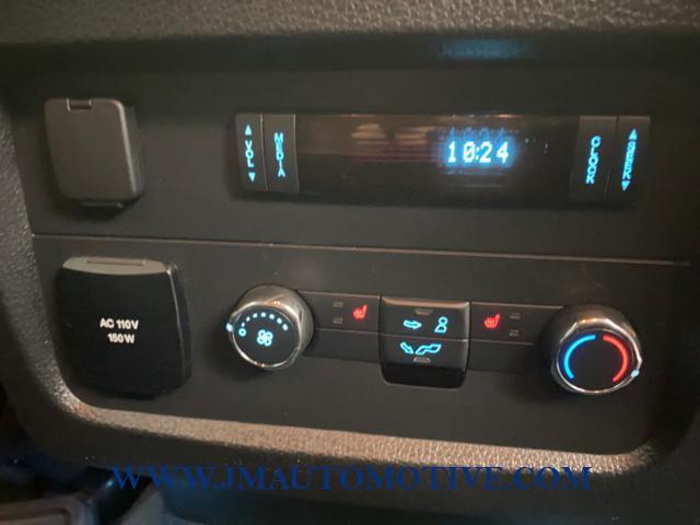 2016 Ford Expedition 4WD 4dr Platinum, available for sale in Naugatuck, Connecticut | J&M Automotive Sls&Svc LLC. Naugatuck, Connecticut 2016 Ford Expedition 4WD 4dr Platinum, available for sale in Naugatuck, Connecticut | J&M Automotive Sls&Svc LLC. Naugatuck, Connecticut