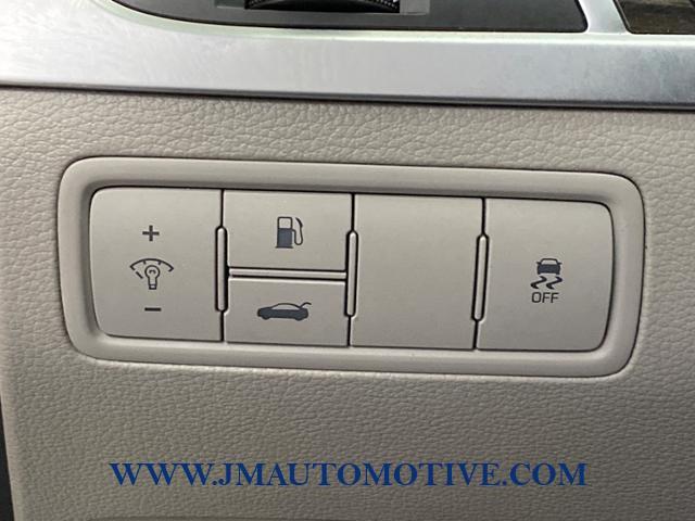 2016 Hyundai Genesis 4dr Sdn V6 3.8L AWD, available for sale in Naugatuck, Connecticut | J&M Automotive Sls&Svc LLC. Naugatuck, Connecticut 2016 Hyundai Genesis 4dr Sdn V6 3.8L AWD, available for sale in Naugatuck, Connecticut | J&M Automotive Sls&Svc LLC. Naugatuck, Connecticut
