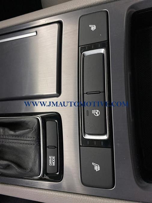 2016 Hyundai Genesis 4dr Sdn V6 3.8L AWD, available for sale in Naugatuck, Connecticut | J&M Automotive Sls&Svc LLC. Naugatuck, Connecticut 2016 Hyundai Genesis 4dr Sdn V6 3.8L AWD, available for sale in Naugatuck, Connecticut | J&M Automotive Sls&Svc LLC. Naugatuck, Connecticut