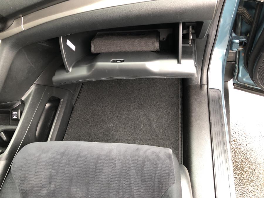 2013 Honda CR-V AWD 5dr LX, available for sale in Waterbury, Connecticut | National Auto Brokers, Inc.. Waterbury, Connecticut 2013 Honda CR-V AWD 5dr LX, available for sale in Waterbury, Connecticut | National Auto Brokers, Inc.. Waterbury, Connecticut