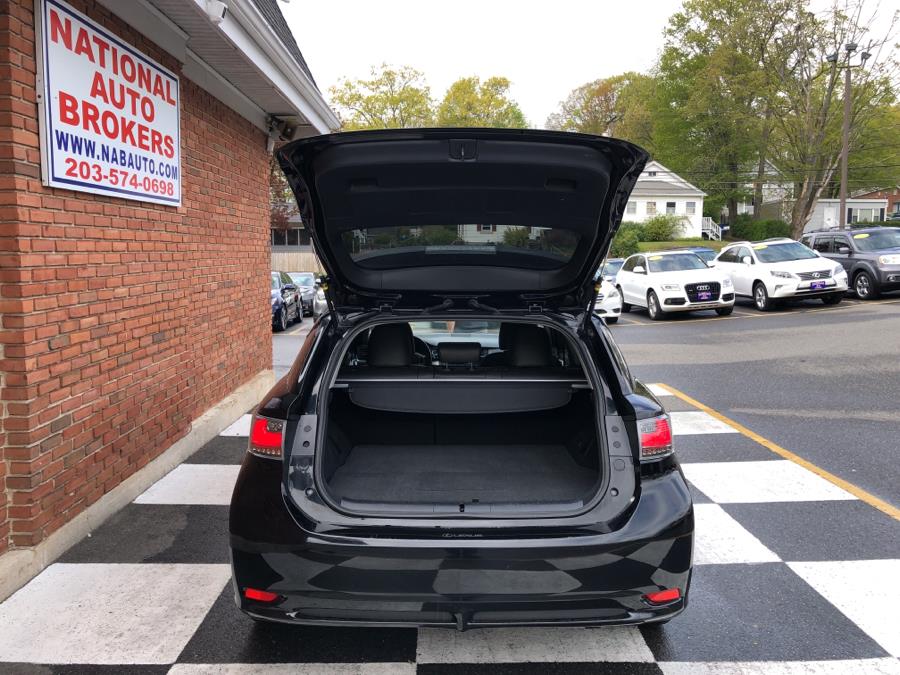 2011 Lexus CT 200h FWD 4dr Hybrid, available for sale in Waterbury, Connecticut | National Auto Brokers, Inc.. Waterbury, Connecticut 2011 Lexus CT 200h FWD 4dr Hybrid, available for sale in Waterbury, Connecticut | National Auto Brokers, Inc.. Waterbury, Connecticut