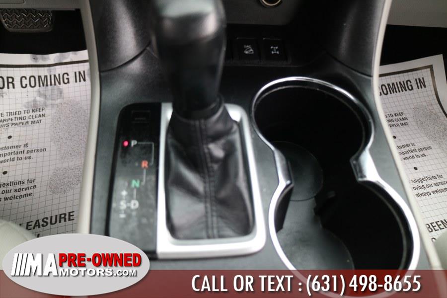 2016 Toyota Highlander AWD 4dr V6 LE (Natl), available for sale in Huntington Station, New York | M & A Motors. Huntington Station, New York 2016 Toyota Highlander AWD 4dr V6 LE (Natl), available for sale in Huntington Station, New York | M & A Motors. Huntington Station, New York