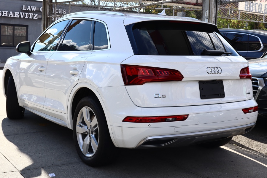 2019 Audi Q5 Premium Plus 45 TFSI quattro, available for sale in Jamaica, New York | Hillside Auto Mall Inc.. Jamaica, New York 2019 Audi Q5 Premium Plus 45 TFSI quattro, available for sale in Jamaica, New York | Hillside Auto Mall Inc.. Jamaica, New York