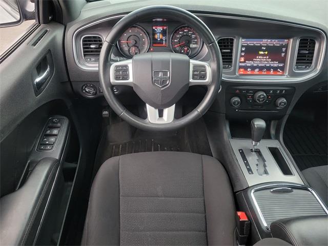 2014 Dodge Charger R/T, available for sale in Stratford, Connecticut | Wiz Leasing Inc. Stratford, Connecticut 2014 Dodge Charger R/T, available for sale in Stratford, Connecticut | Wiz Leasing Inc. Stratford, Connecticut
