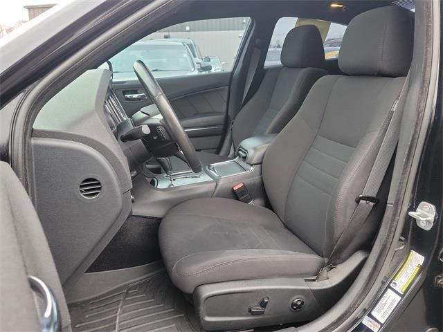 2014 Dodge Charger R/T, available for sale in Stratford, Connecticut | Wiz Leasing Inc. Stratford, Connecticut 2014 Dodge Charger R/T, available for sale in Stratford, Connecticut | Wiz Leasing Inc. Stratford, Connecticut