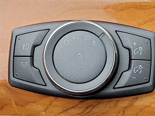 2014 Lincoln Mkx Base, available for sale in Stratford, Connecticut | Wiz Leasing Inc. Stratford, Connecticut 2014 Lincoln Mkx Base, available for sale in Stratford, Connecticut | Wiz Leasing Inc. Stratford, Connecticut