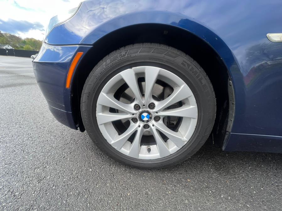 2009 BMW 5 Series 4dr Sdn 535i xDrive AWD, available for sale in Waterbury, Connecticut | Platinum Auto Care. Waterbury, Connecticut 2009 BMW 5 Series 4dr Sdn 535i xDrive AWD, available for sale in Waterbury, Connecticut | Platinum Auto Care. Waterbury, Connecticut