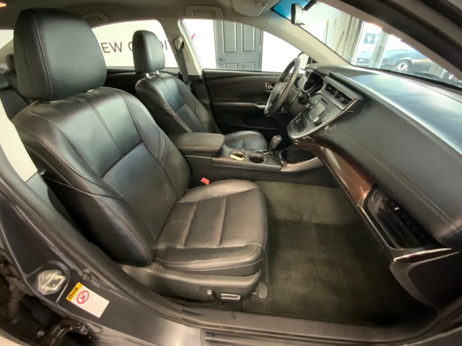 2013 Toyota Avalon 4dr Sdn XLE (Natl), available for sale in Hartford, Connecticut | Franklin Motors Auto Sales LLC. Hartford, Connecticut 2013 Toyota Avalon 4dr Sdn XLE (Natl), available for sale in Hartford, Connecticut | Franklin Motors Auto Sales LLC. Hartford, Connecticut