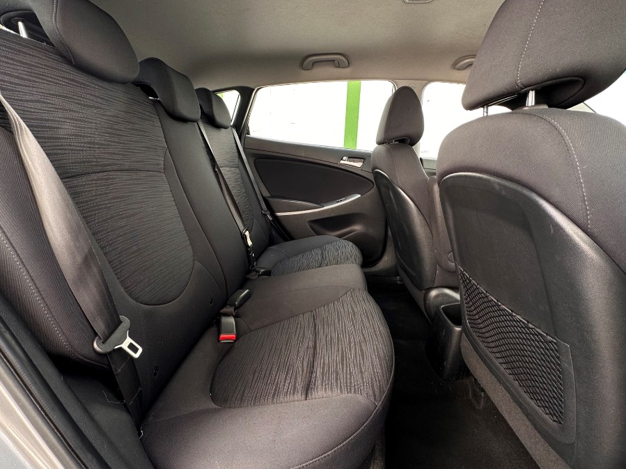 2017 Hyundai Accent SE Hatchback Auto, available for sale in Corona, California | Green Light Auto. Corona, California 2017 Hyundai Accent SE Hatchback Auto, available for sale in Corona, California | Green Light Auto. Corona, California