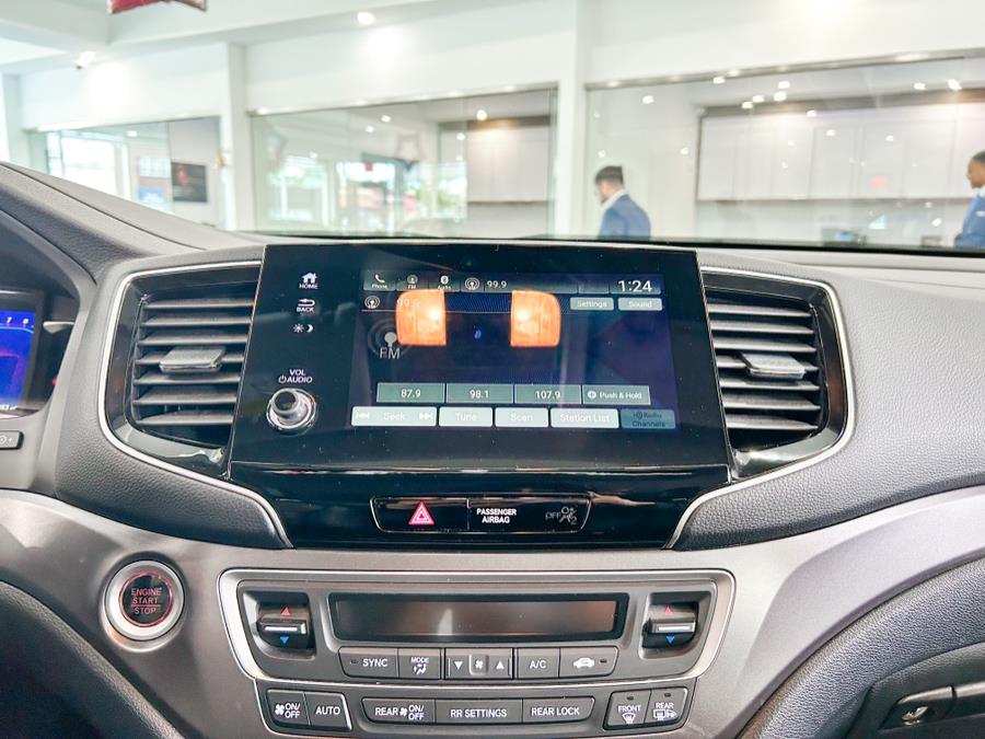 2020 Honda Pilot EX-L AWD, available for sale in Franklin Square, New York | Luxury Motor Club. Franklin Square, New York 2020 Honda Pilot EX-L AWD, available for sale in Franklin Square, New York | Luxury Motor Club. Franklin Square, New York