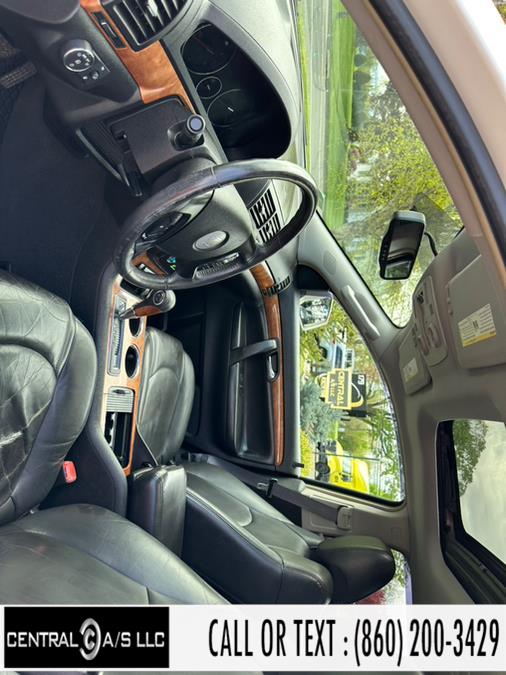 2009 Saturn Outlook AWD 4dr XR, available for sale in East Windsor, Connecticut | Central A/S LLC. East Windsor, Connecticut 2009 Saturn Outlook AWD 4dr XR, available for sale in East Windsor, Connecticut | Central A/S LLC. East Windsor, Connecticut