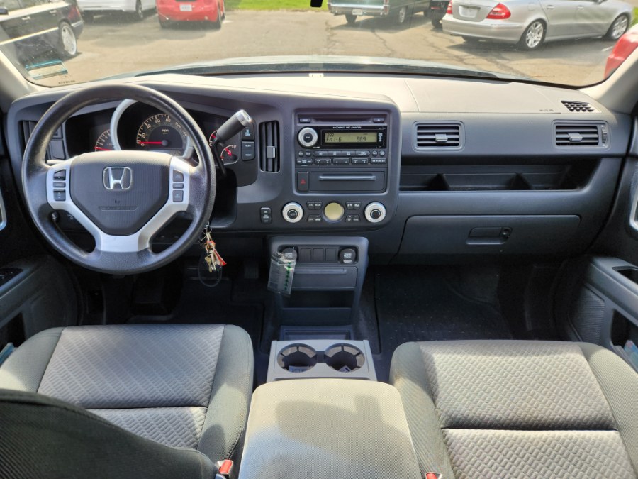 2006 Honda Ridgeline RTS AT, available for sale in Bristol, Connecticut | Dealmax Motors LLC. Bristol, Connecticut 2006 Honda Ridgeline RTS AT, available for sale in Bristol, Connecticut | Dealmax Motors LLC. Bristol, Connecticut