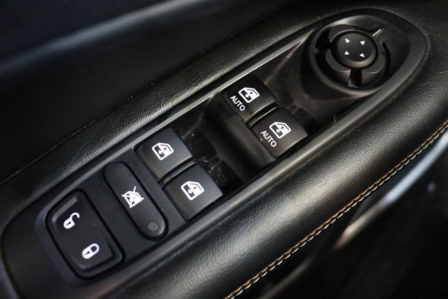 2019 Jeep Compass LATITUDE, available for sale in Paterson, New Jersey | Fast Track Motors. Paterson, New Jersey 2019 Jeep Compass LATITUDE, available for sale in Paterson, New Jersey | Fast Track Motors. Paterson, New Jersey