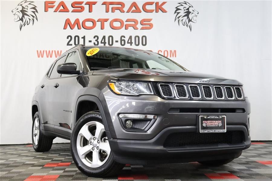 2019 Jeep Compass LATITUDE, available for sale in Paterson, New Jersey | Fast Track Motors. Paterson, New Jersey 2019 Jeep Compass LATITUDE, available for sale in Paterson, New Jersey | Fast Track Motors. Paterson, New Jersey
