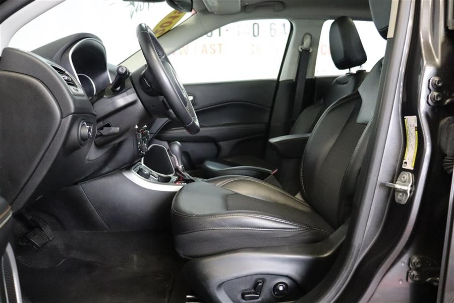 2019 Jeep Compass LATITUDE, available for sale in Paterson, New Jersey | Fast Track Motors. Paterson, New Jersey 2019 Jeep Compass LATITUDE, available for sale in Paterson, New Jersey | Fast Track Motors. Paterson, New Jersey