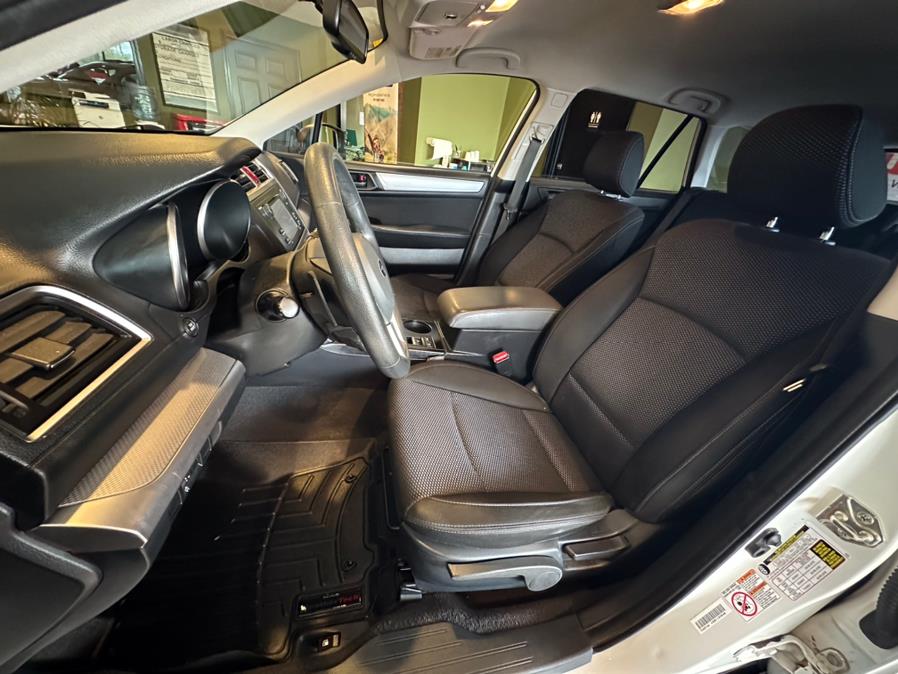 2016 Subaru Outback 4dr Wgn 2.5i PZEV, available for sale in West Hartford, Connecticut | AutoMax. West Hartford, Connecticut 2016 Subaru Outback 4dr Wgn 2.5i PZEV, available for sale in West Hartford, Connecticut | AutoMax. West Hartford, Connecticut