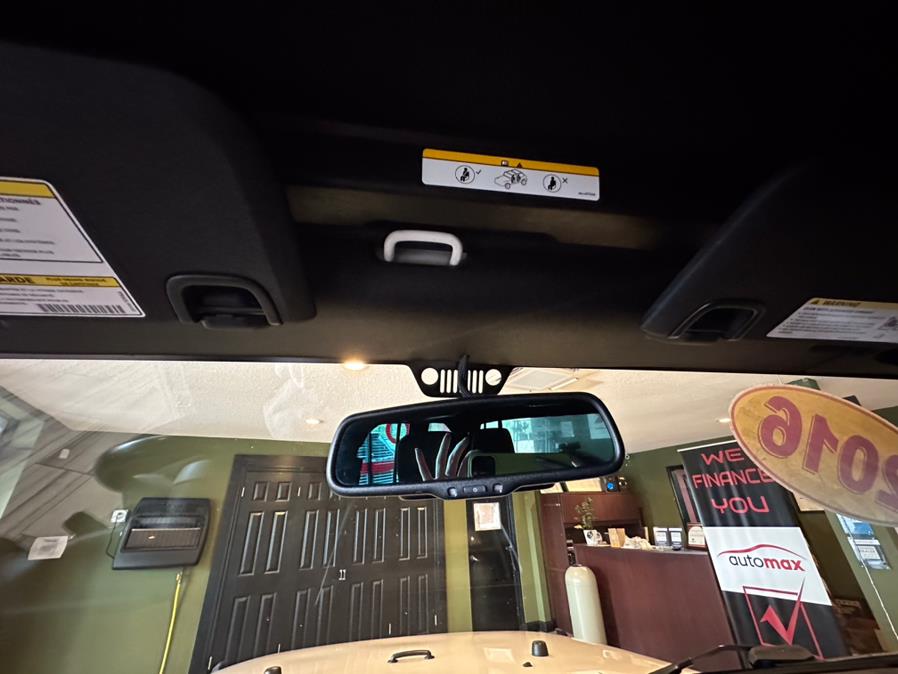 2016 Jeep Wrangler Unlimited 4WD 4dr Sport, available for sale in West Hartford, Connecticut | AutoMax. West Hartford, Connecticut 2016 Jeep Wrangler Unlimited 4WD 4dr Sport, available for sale in West Hartford, Connecticut | AutoMax. West Hartford, Connecticut