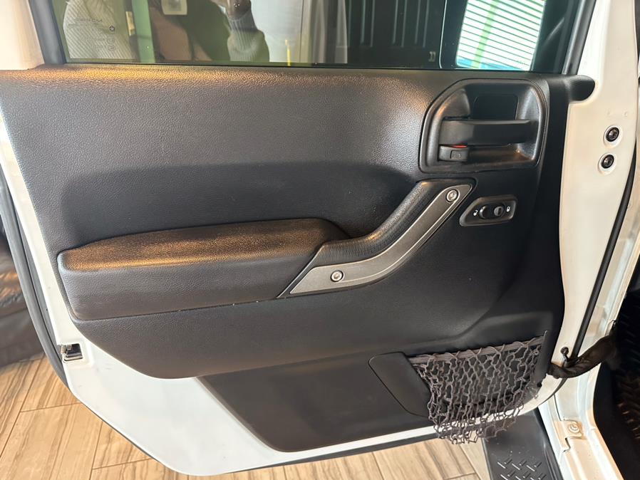 2016 Jeep Wrangler Unlimited 4WD 4dr Sport, available for sale in West Hartford, Connecticut | AutoMax. West Hartford, Connecticut 2016 Jeep Wrangler Unlimited 4WD 4dr Sport, available for sale in West Hartford, Connecticut | AutoMax. West Hartford, Connecticut