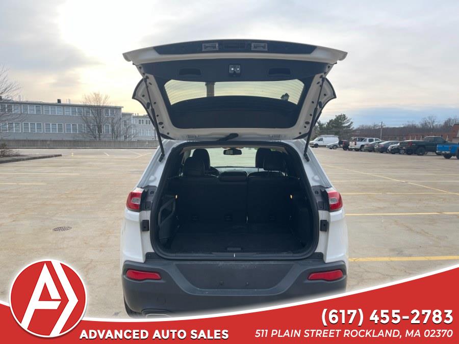 2018 Jeep Cherokee Latitude Plus 4x4, available for sale in Rockland, Massachusetts | Advanced Auto Sales. Rockland, Massachusetts 2018 Jeep Cherokee Latitude Plus 4x4, available for sale in Rockland, Massachusetts | Advanced Auto Sales. Rockland, Massachusetts