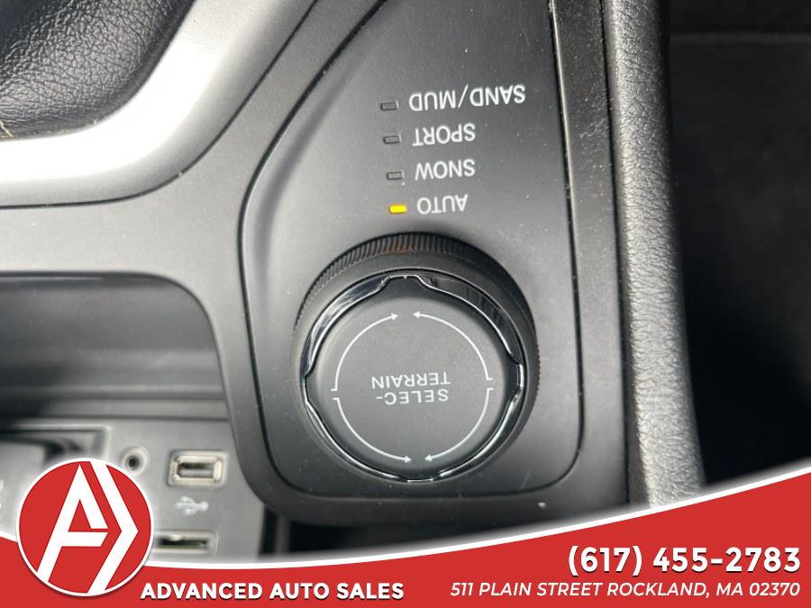 2018 Jeep Cherokee Latitude Plus 4x4, available for sale in Rockland, Massachusetts | Advanced Auto Sales. Rockland, Massachusetts 2018 Jeep Cherokee Latitude Plus 4x4, available for sale in Rockland, Massachusetts | Advanced Auto Sales. Rockland, Massachusetts