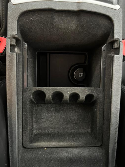 2015 Chrysler 300 4dr Sdn Limited AWD, available for sale in Massapequa Park, New York | Power Motors East. Massapequa Park, New York 2015 Chrysler 300 4dr Sdn Limited AWD, available for sale in Massapequa Park, New York | Power Motors East. Massapequa Park, New York