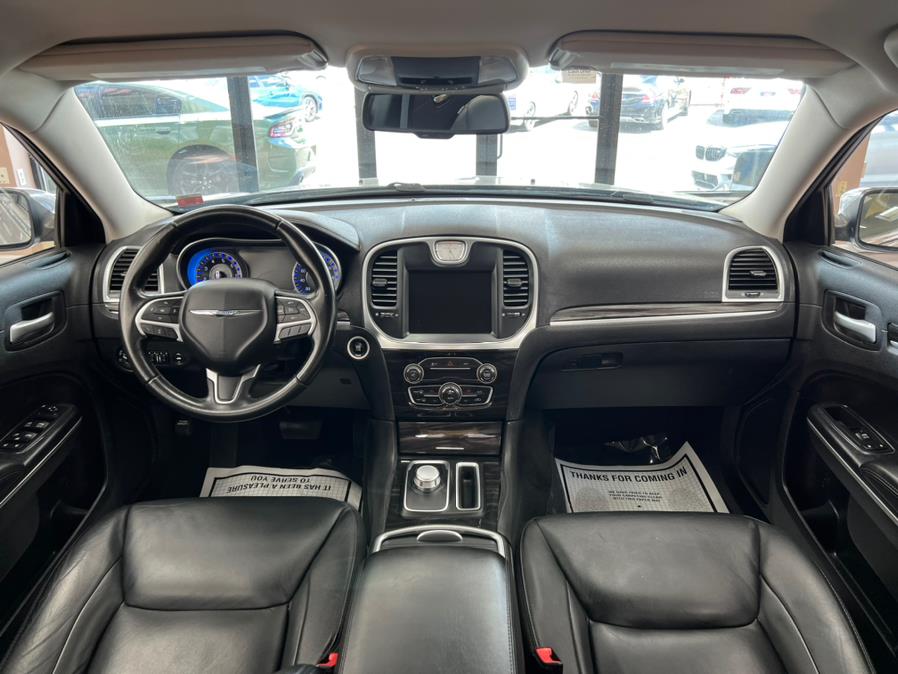 2015 Chrysler 300 4dr Sdn Limited AWD, available for sale in Massapequa Park, New York | Power Motors East. Massapequa Park, New York 2015 Chrysler 300 4dr Sdn Limited AWD, available for sale in Massapequa Park, New York | Power Motors East. Massapequa Park, New York