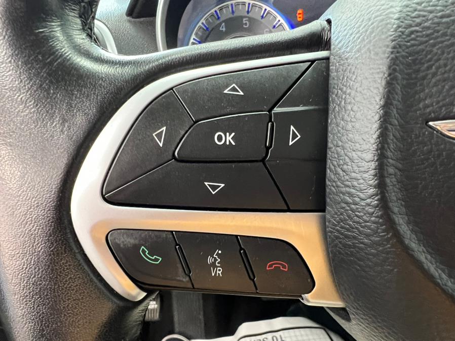 2015 Chrysler 300 4dr Sdn Limited AWD, available for sale in Massapequa Park, New York | Power Motors East. Massapequa Park, New York 2015 Chrysler 300 4dr Sdn Limited AWD, available for sale in Massapequa Park, New York | Power Motors East. Massapequa Park, New York