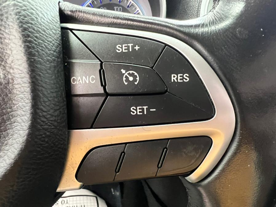 2015 Chrysler 300 4dr Sdn Limited AWD, available for sale in Massapequa Park, New York | Power Motors East. Massapequa Park, New York 2015 Chrysler 300 4dr Sdn Limited AWD, available for sale in Massapequa Park, New York | Power Motors East. Massapequa Park, New York
