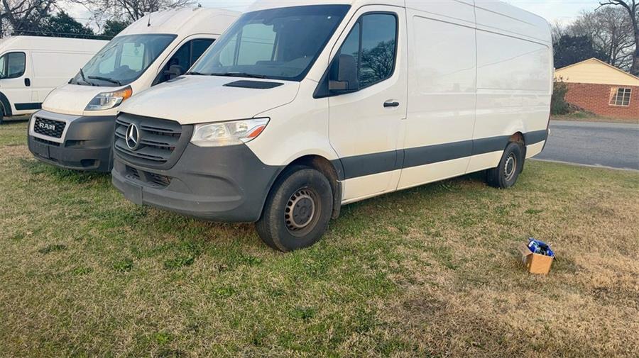2021 Mercedes-benz Sprinter 2500 Cargo 170 WB, available for sale in Valley Stream, New York | Certified Performance Motors. Valley Stream, New York
