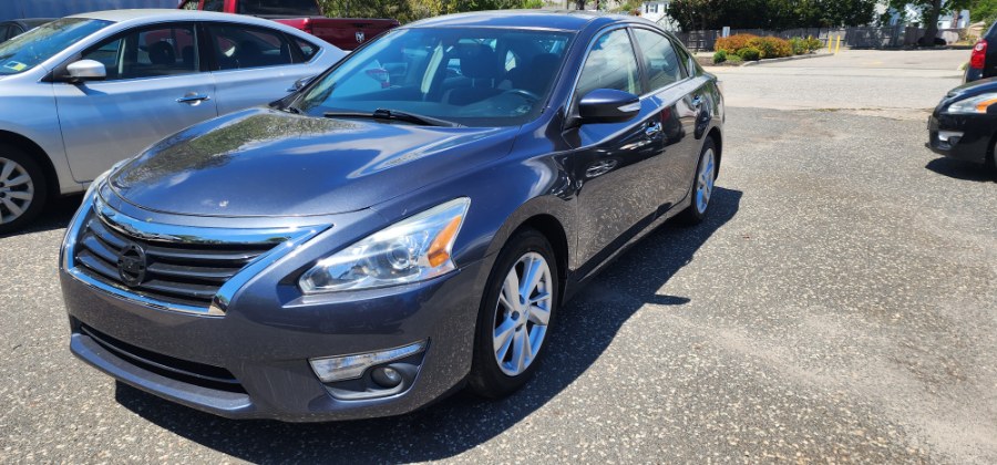 2013 Nissan Altima 4dr Sdn I4 2.5 SV, available for sale in Patchogue, New York | Romaxx Truxx. Patchogue, New York