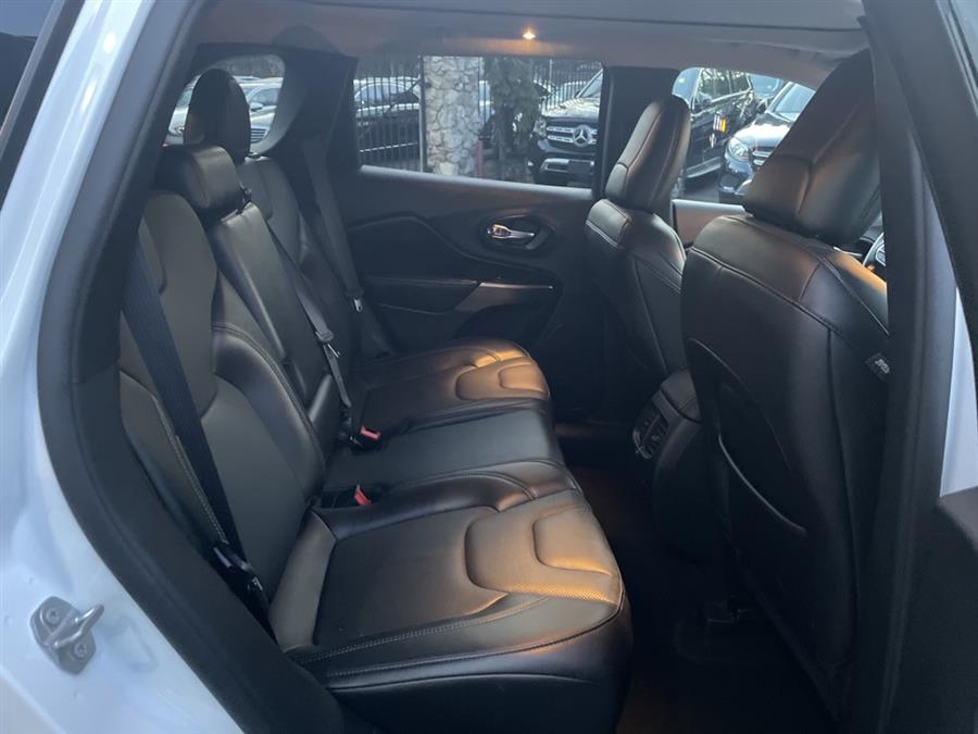 2021 Jeep Cherokee Limited, available for sale in Woodbury, New York | Drive World. Woodbury, New York 2021 Jeep Cherokee Limited, available for sale in Woodbury, New York | Drive World. Woodbury, New York