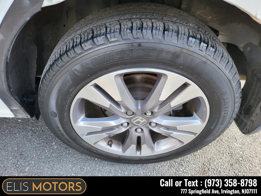 2014 Honda Crosstour 4WD V6 5dr EX-L w/Navi, available for sale in Irvington, New Jersey | Elis Motors Corp. Irvington, New Jersey 2014 Honda Crosstour 4WD V6 5dr EX-L w/Navi, available for sale in Irvington, New Jersey | Elis Motors Corp. Irvington, New Jersey