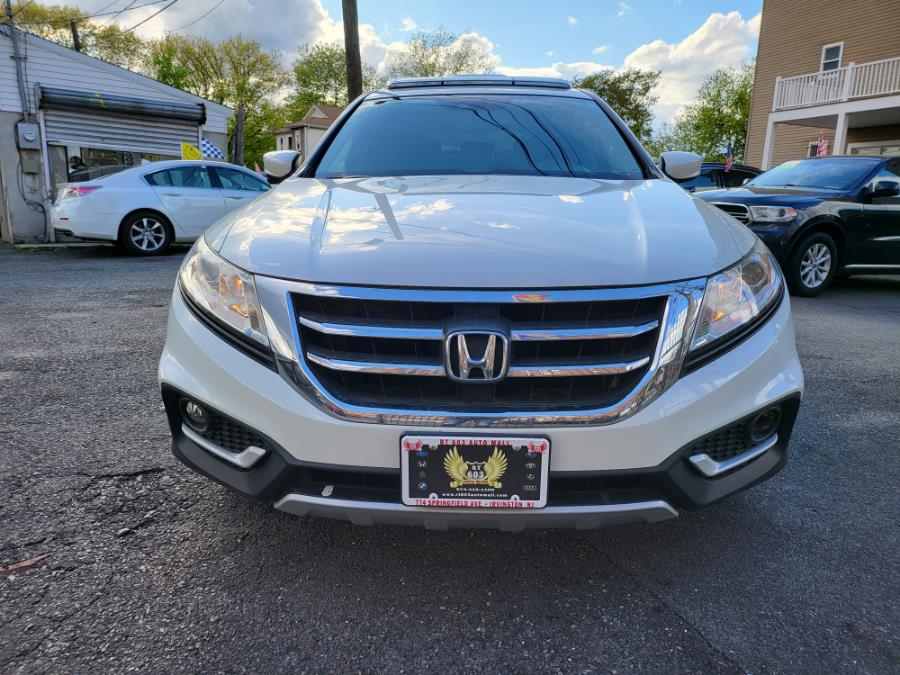 2014 Honda Crosstour 4WD V6 5dr EX-L w/Navi, available for sale in Irvington, New Jersey | Elis Motors Corp. Irvington, New Jersey 2014 Honda Crosstour 4WD V6 5dr EX-L w/Navi, available for sale in Irvington, New Jersey | Elis Motors Corp. Irvington, New Jersey