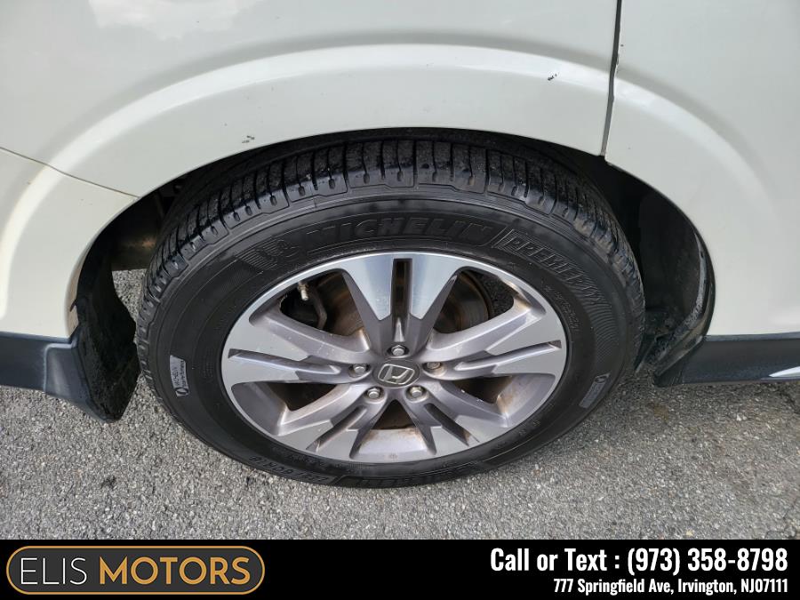 2014 Honda Crosstour 4WD V6 5dr EX-L w/Navi, available for sale in Irvington, New Jersey | Elis Motors Corp. Irvington, New Jersey 2014 Honda Crosstour 4WD V6 5dr EX-L w/Navi, available for sale in Irvington, New Jersey | Elis Motors Corp. Irvington, New Jersey